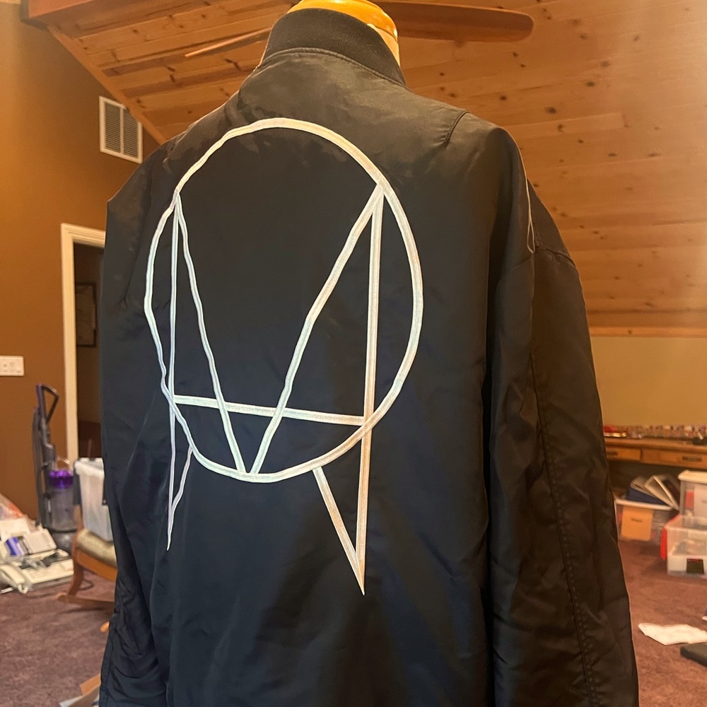 OWSLA black homer